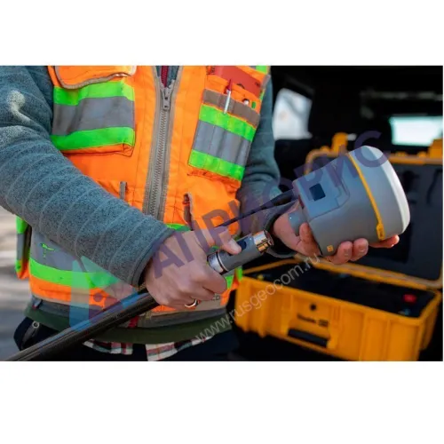 GNSS приёмник Trimble R12 GSM/GPRS (2-мест. кейс)