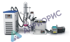 Роторный испаритель R-1010 с подключенным циркуляционным термостатом и вакуумным насосом, оборудованным ловушкой паров